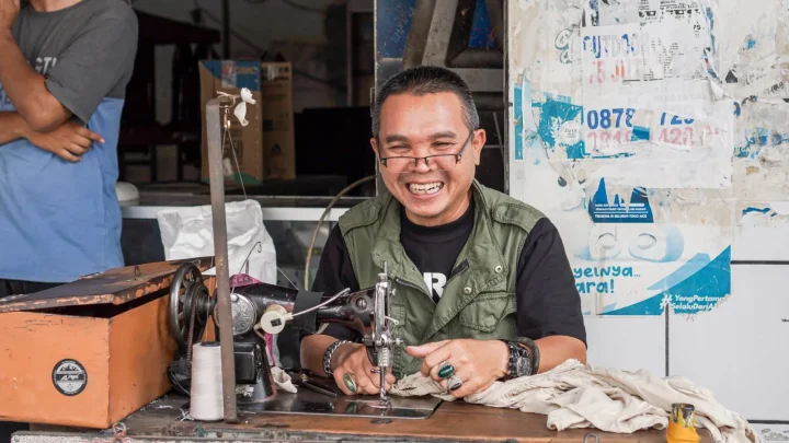 The Flea Market Sewing Machine: A Rescue Walkthrough